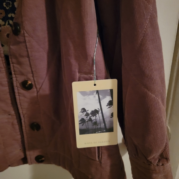 Jackets - Picture 3 of 3